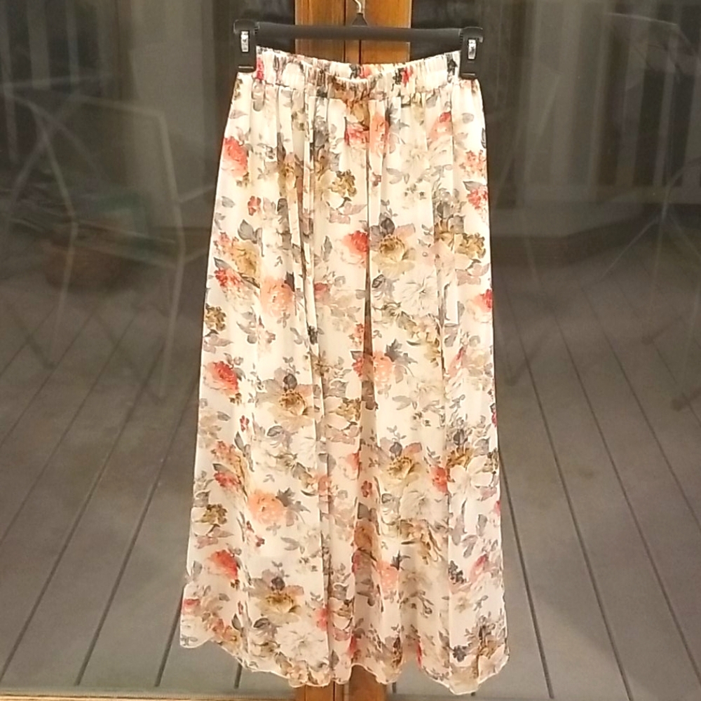 Gorgeous chiffon floral skirt
